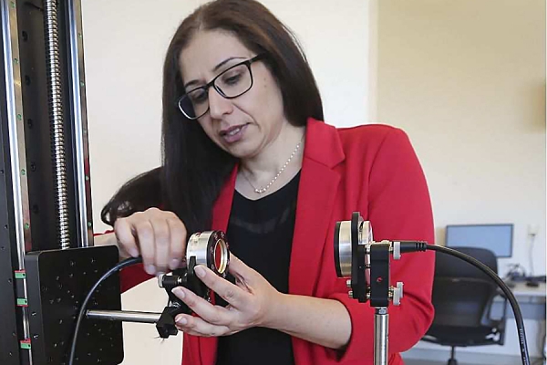 Professor recognized for hands-on approach to engineering education