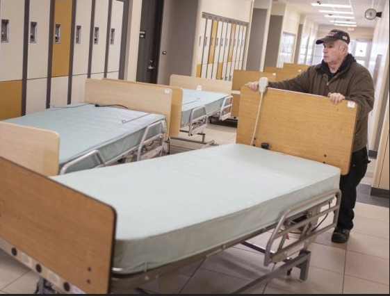 St. Clair College shipping critical supplies to hospitals