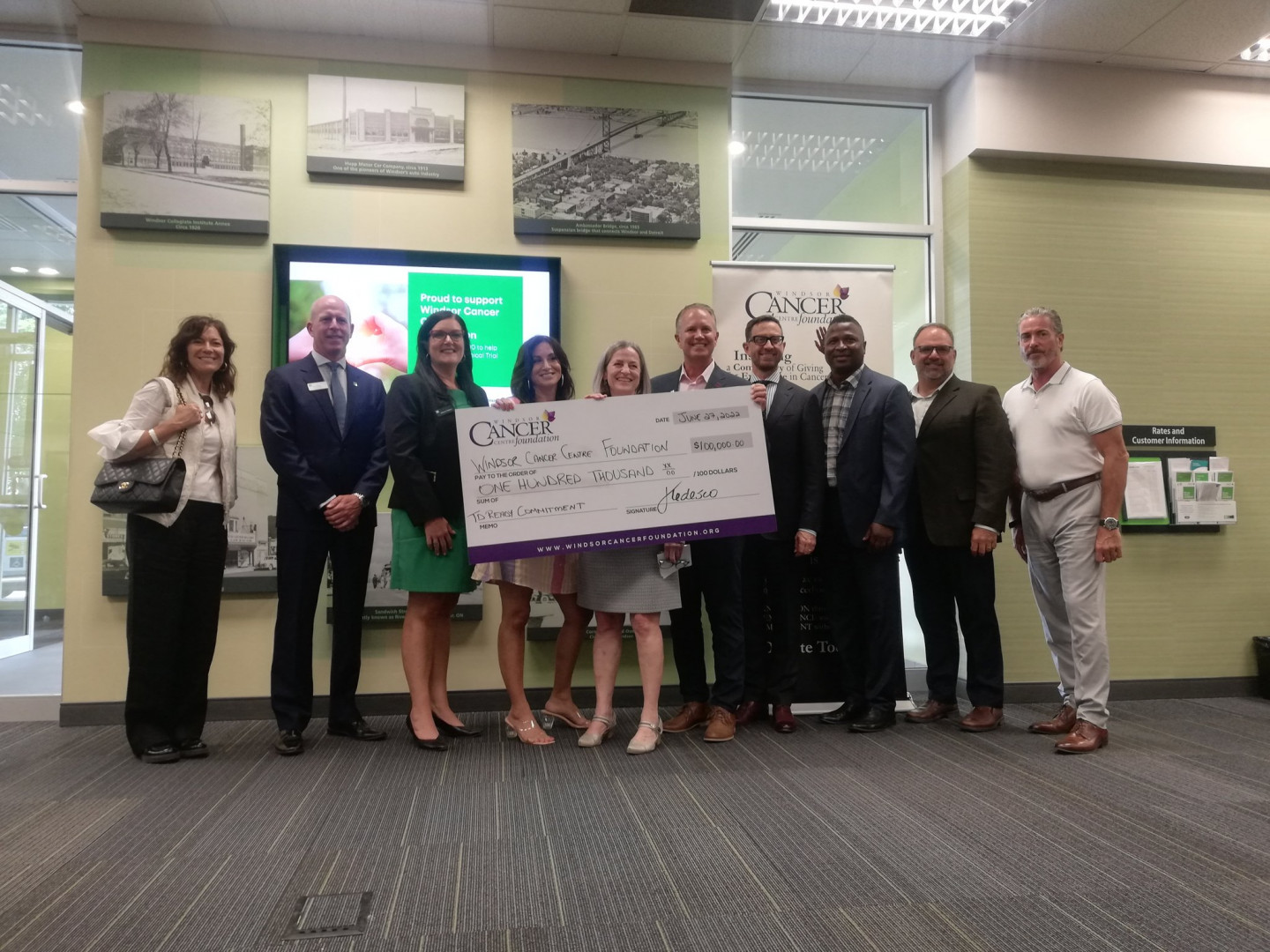 TD Bank donates $100K to Windsor Cancer Centre to boost trials