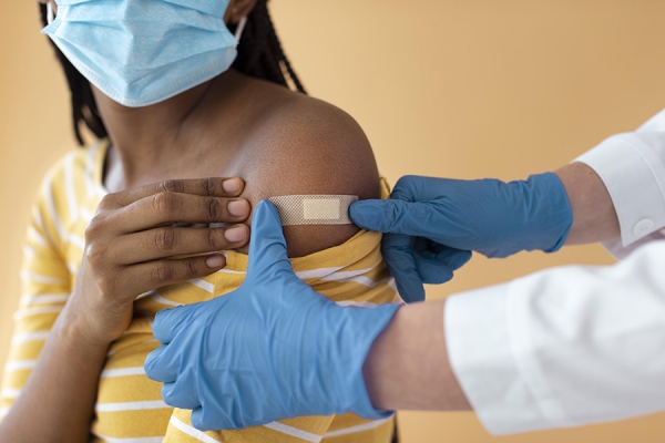 Researchers teaming up to build COVID-19 vaccine confidence among students and young adults